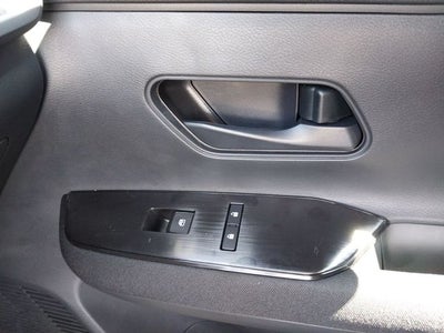 2027 Nissan Kicks S
