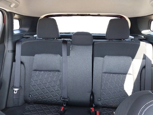 2027 Nissan Kicks S