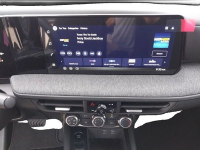 2027 Nissan Kicks S