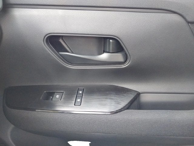 2027 Nissan Kicks S