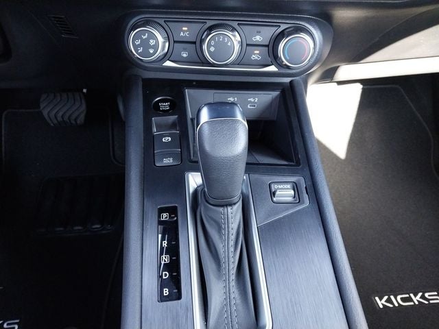 2027 Nissan Kicks S