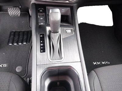 2027 Nissan Kicks S