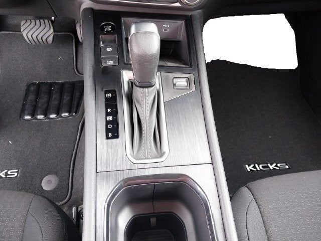 2027 Nissan Kicks S