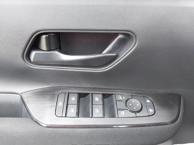2027 Nissan Kicks S