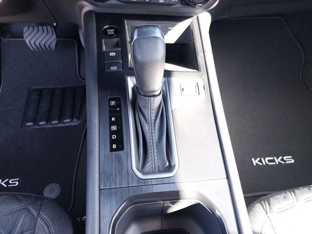 2027 Nissan Kicks SV