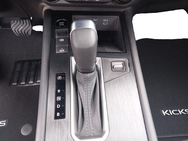 2027 Nissan Kicks SV