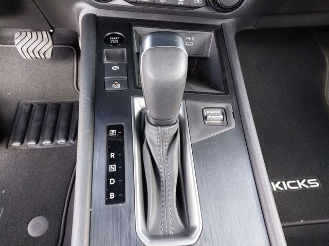 2027 Nissan Kicks SV