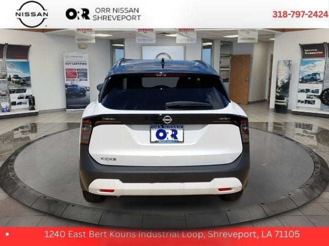 2027 Nissan Kicks SV