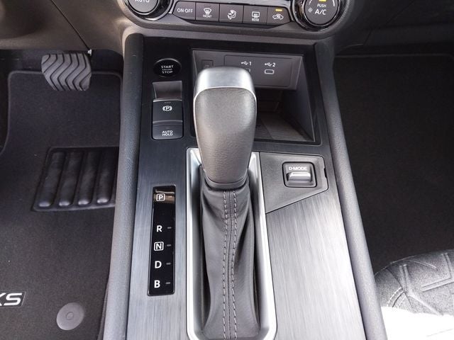 2027 Nissan Kicks SV
