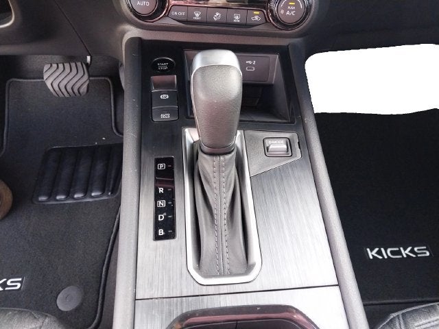 2027 Nissan Kicks SV