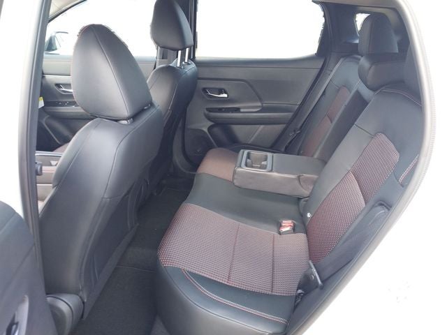 2027 Nissan Kicks SR