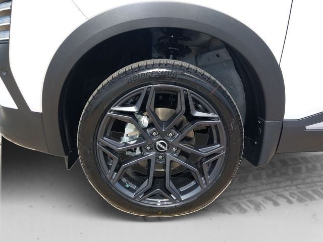 2027 Nissan Kicks SR