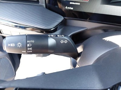 2027 Nissan Kicks SR