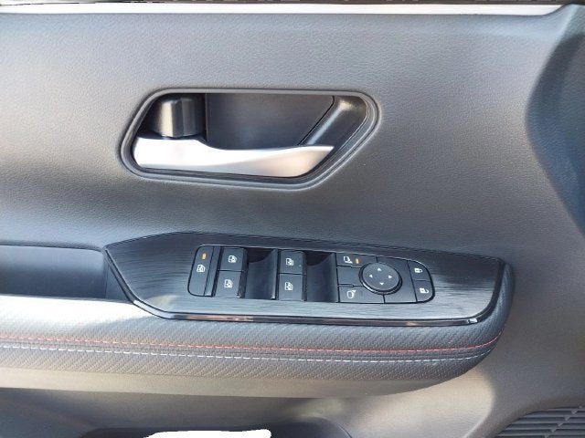 2027 Nissan Kicks SR