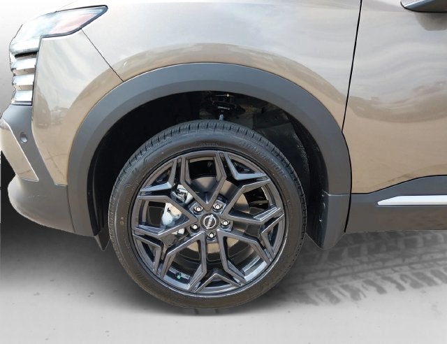 2027 Nissan Kicks SR