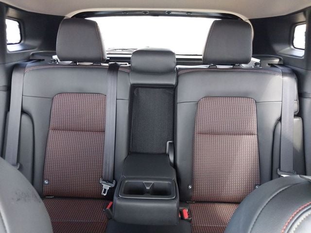 2027 Nissan Kicks SR