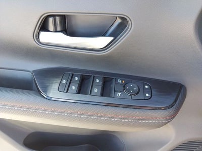 2027 Nissan Kicks SR