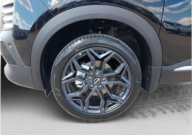 2027 Nissan Kicks SR