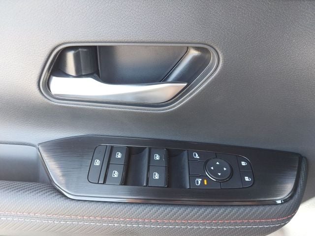 2027 Nissan Kicks SR