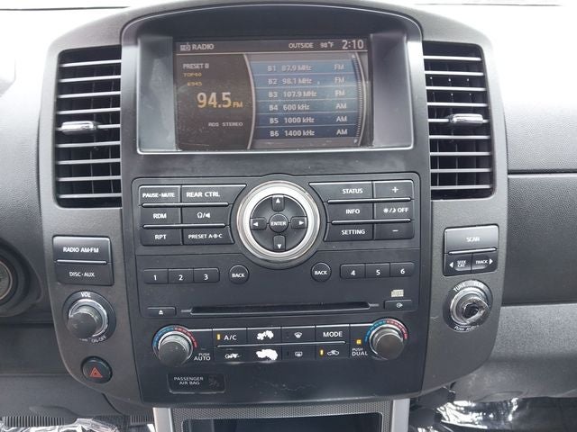 2012 Nissan Pathfinder SV