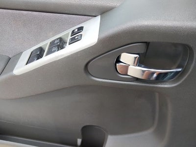 2012 Nissan Pathfinder SV