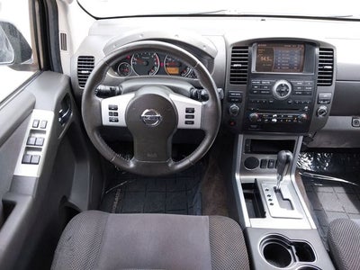 2012 Nissan Pathfinder SV