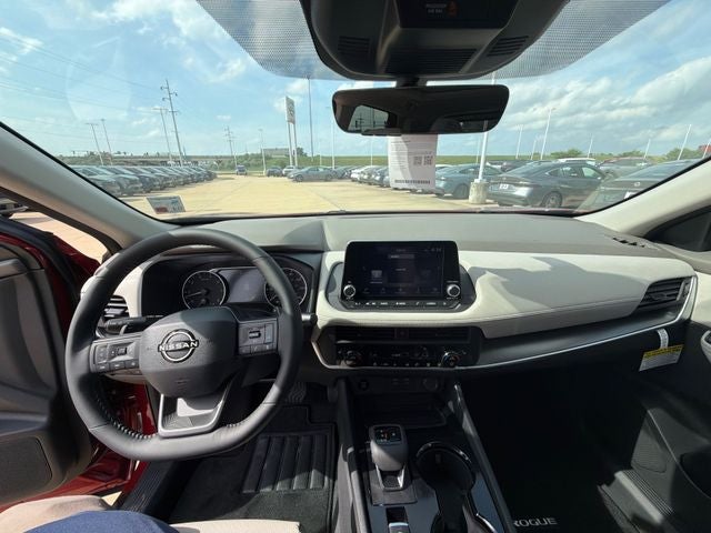 2026 Nissan Rogue Dark Armor™