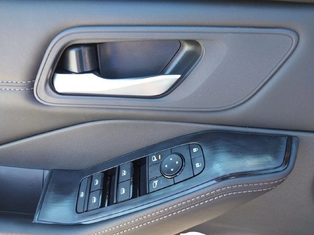 2027 Nissan Rogue Dark Armor™