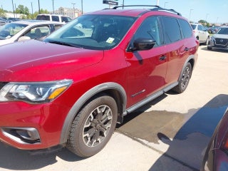 2020 Nissan Pathfinder SV