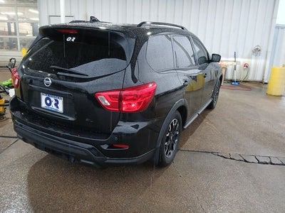 2020 Nissan Pathfinder SL