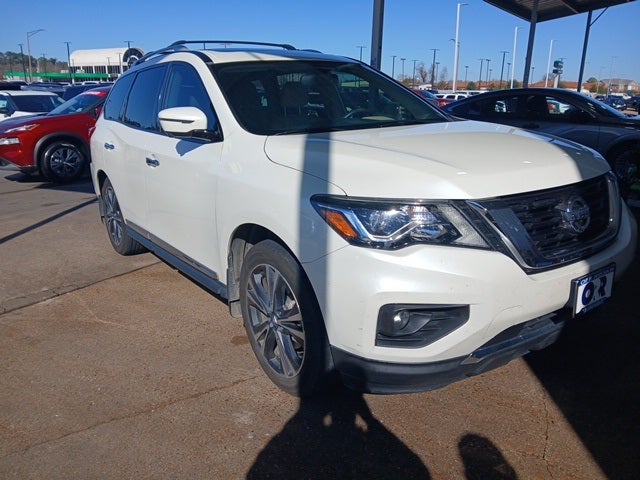 2020 Nissan Pathfinder Platinum