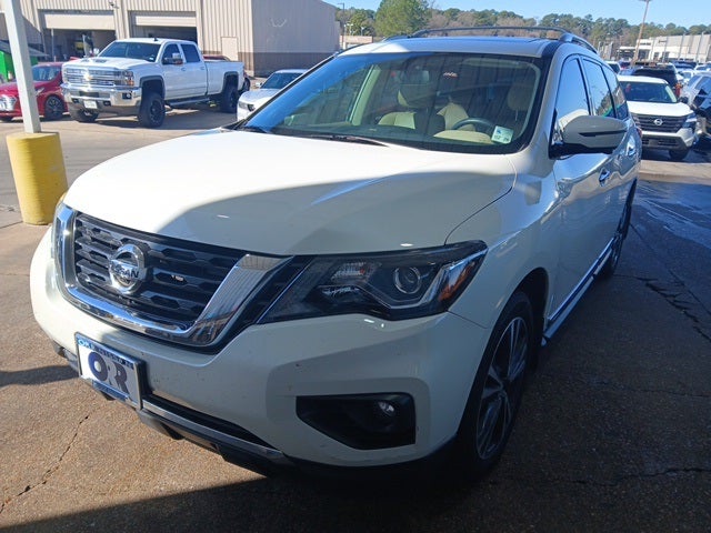 2020 Nissan Pathfinder Platinum