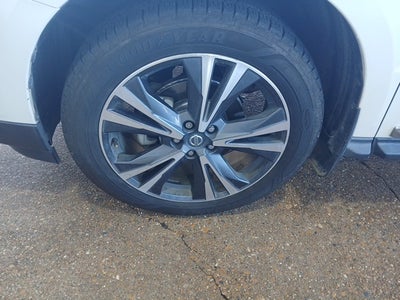 2020 Nissan Pathfinder Platinum