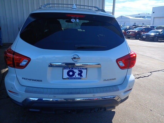 2020 Nissan Pathfinder Platinum