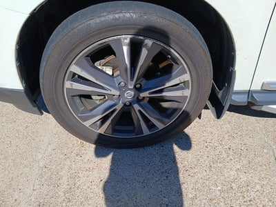 2018 Nissan Pathfinder Platinum