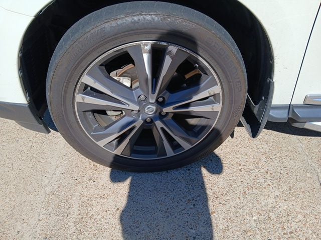 2018 Nissan Pathfinder Platinum