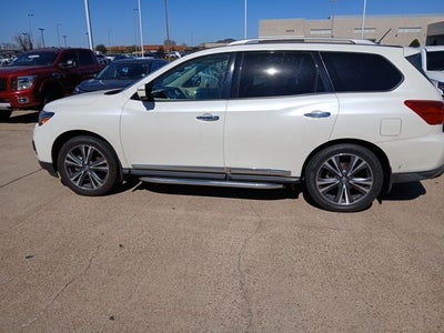 2018 Nissan Pathfinder Platinum