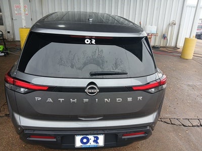 2022 Nissan Pathfinder S