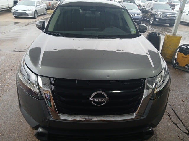 2022 Nissan Pathfinder S