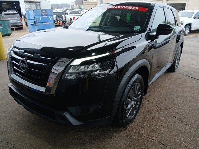 2023 Nissan Pathfinder S AWD