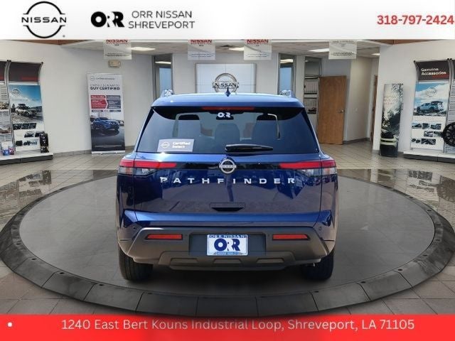 2025 Nissan Pathfinder SV