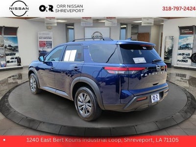 2025 Nissan Pathfinder SV
