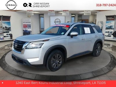 2022 Nissan Pathfinder SV