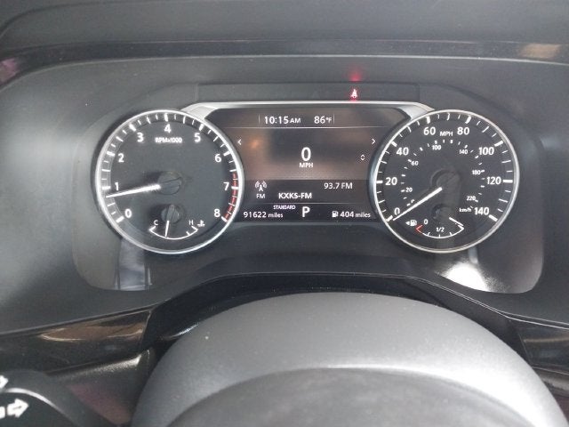 2022 Nissan Pathfinder SV
