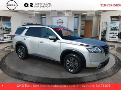 2022 Nissan Pathfinder SV