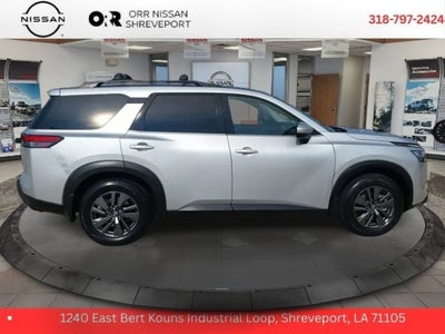 2022 Nissan Pathfinder SV
