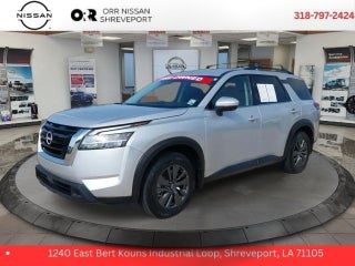 2022 Nissan Pathfinder SV