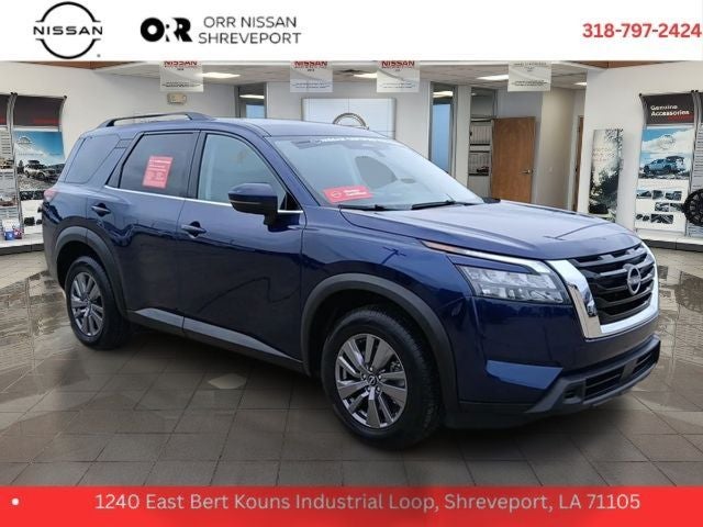 2025 Nissan Pathfinder SV