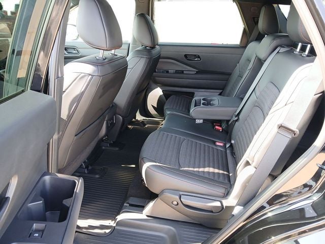 2026 Nissan Pathfinder Rock Creek®
