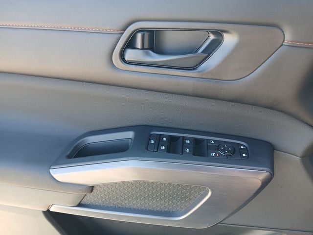 2026 Nissan Pathfinder Rock Creek®
